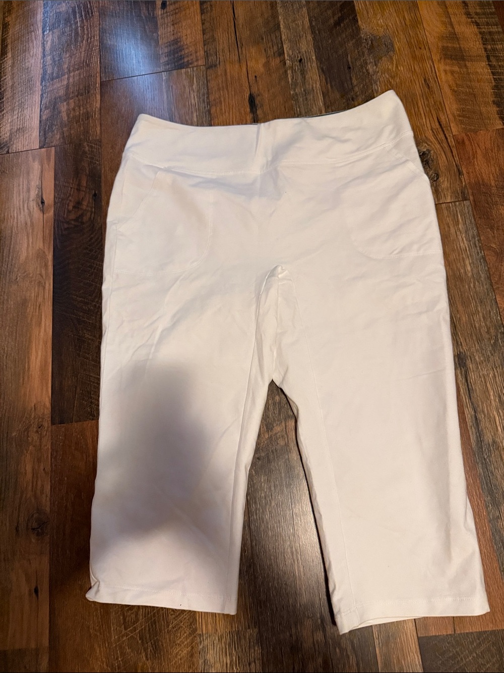 Women with Control White Stretch Capris
